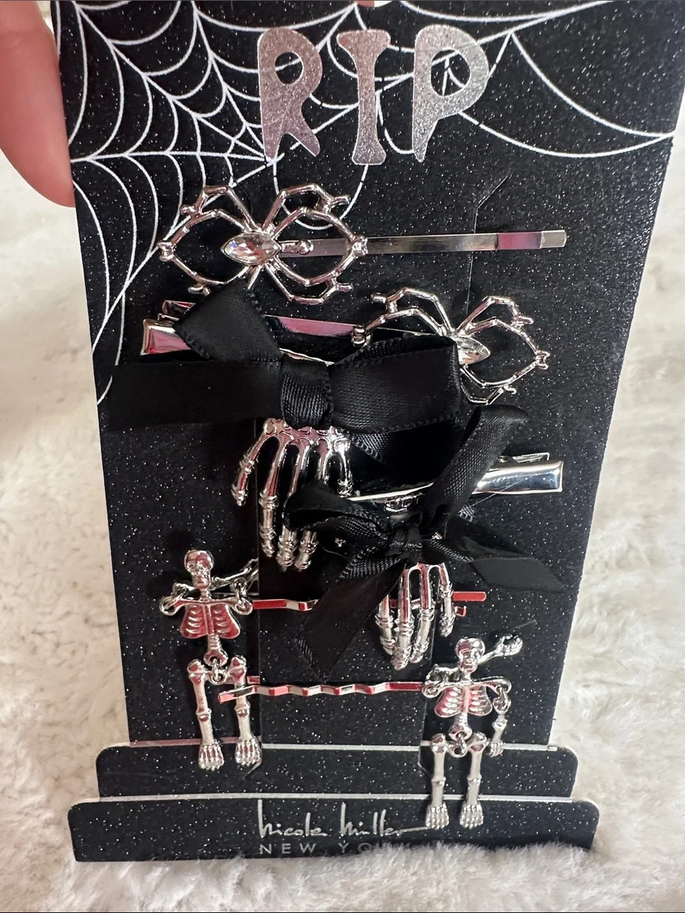 Nicole miller New York set of 6 Halloween hair barrettes